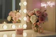 Load image into Gallery viewer, Flower bouquet 8oz Hand poured Glass candle