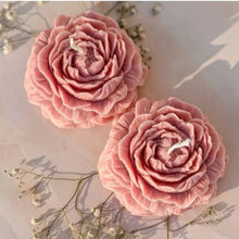 Load image into Gallery viewer, Peony rose shaped soy wax candle | Peony and Gardenia scented