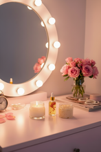 Load image into Gallery viewer, Monthly subscription box for only  $22.00 (value $45.00)subscribe and save even more!! (50% OFF!!)🎀✨🎀✨8oz whipped body butter, 8oz Hand poured candle, 2oz body oil, different scents every month!! (discount shows when you click on product)
