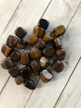 Load image into Gallery viewer, Tiger eye tumbled stone ✨
